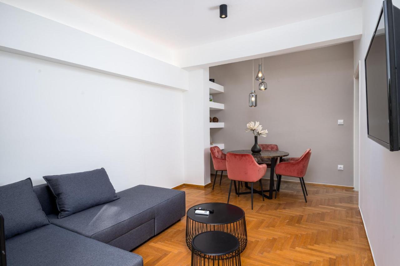 Cozy City Central Flat @ Psila Alonia Square Αίγιο Εξωτερικό φωτογραφία